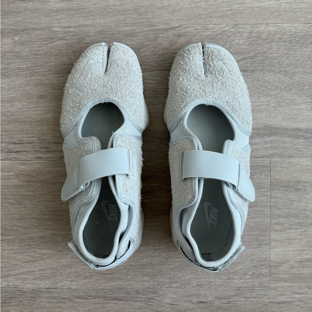 Women’s Nike Air Rift - Photon Dust/Summit White